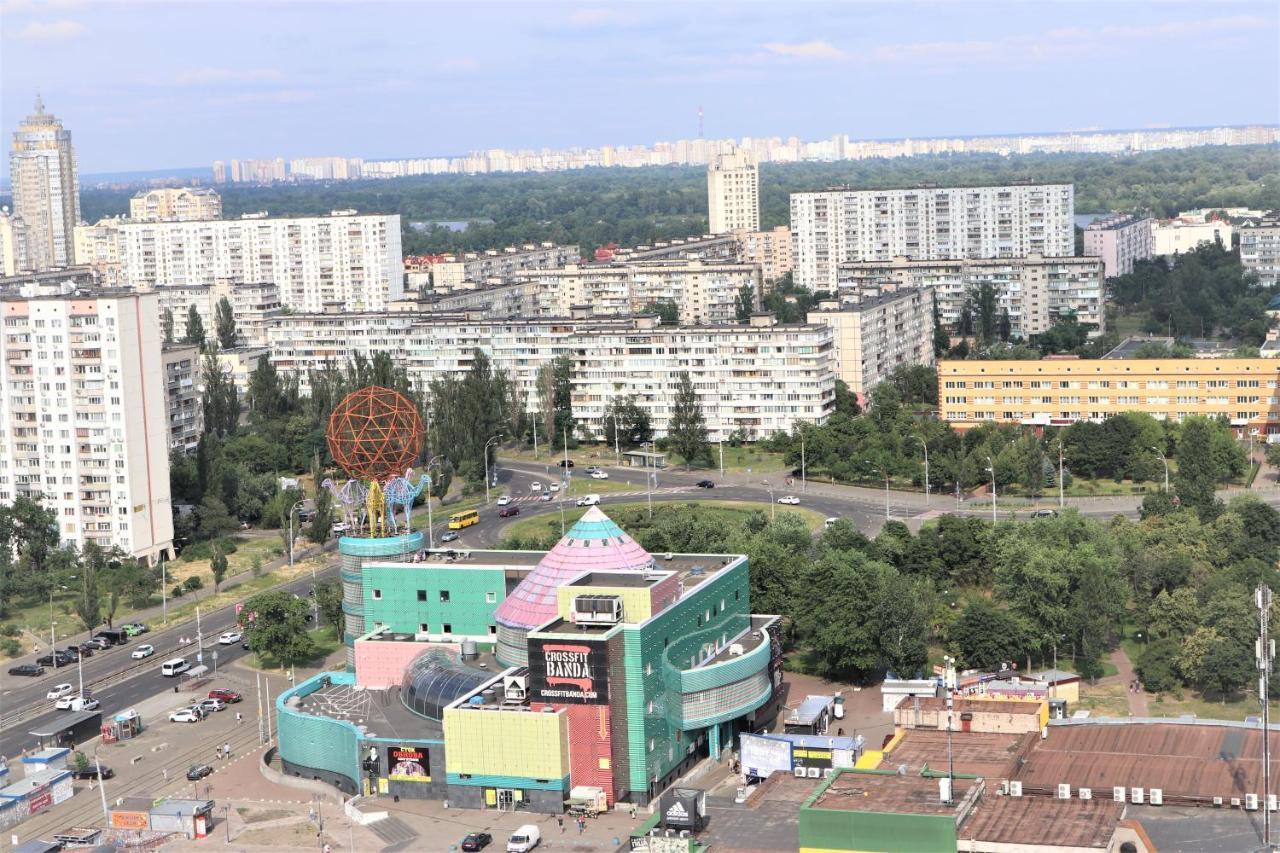 Элитные Апартаменты В Новом Доме На Оболони كييف المظهر الخارجي الصورة